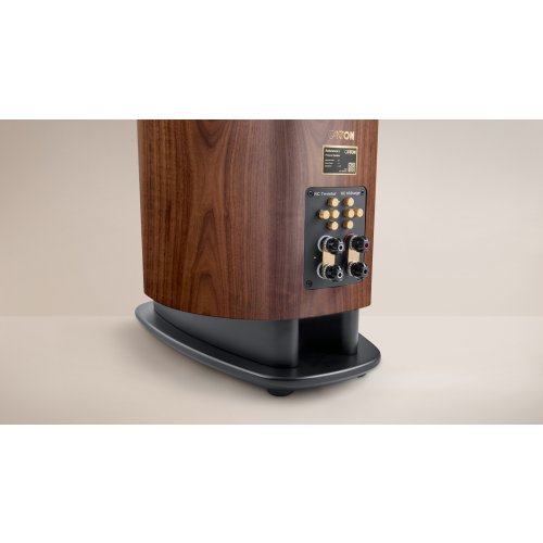 reference-5-walnut-matt-4.jpg